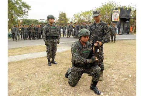 衛哨交接步驟